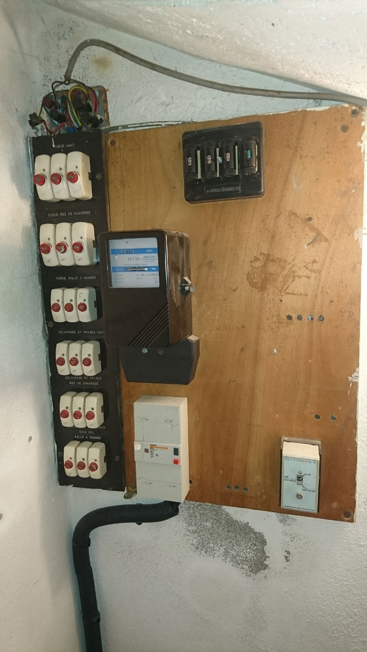 Modernisation d'un tableau électrique - par Bregeon Maudet - Electricien Les Herbiers